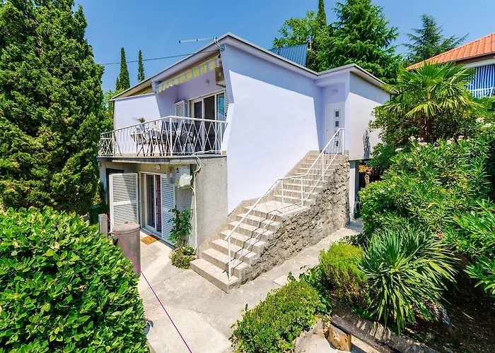 Appartement Bezauberndes Nur 240 Meter Zum Mit Meerblick, Grill, Klima Dramalj